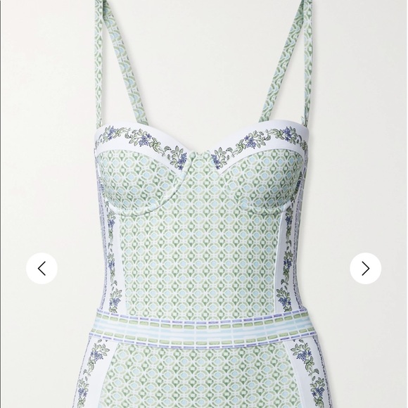 TORY BURCH
Lipsi printed underwired swimsuit - Picture 3 of 13